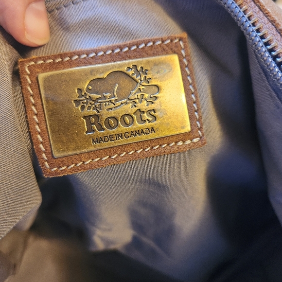 Roots vintage made in Canada bag in EUC - Picture 6 of 12